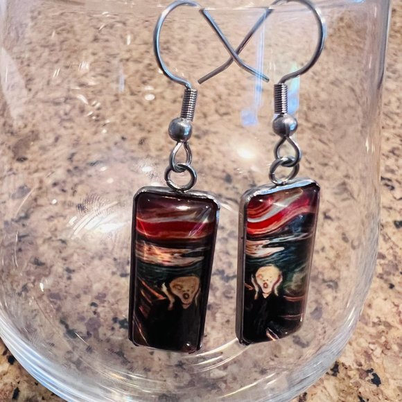 Edvard Munch‎ The Scream Artist Silver Dangle Earrings - Picture 2 of 2